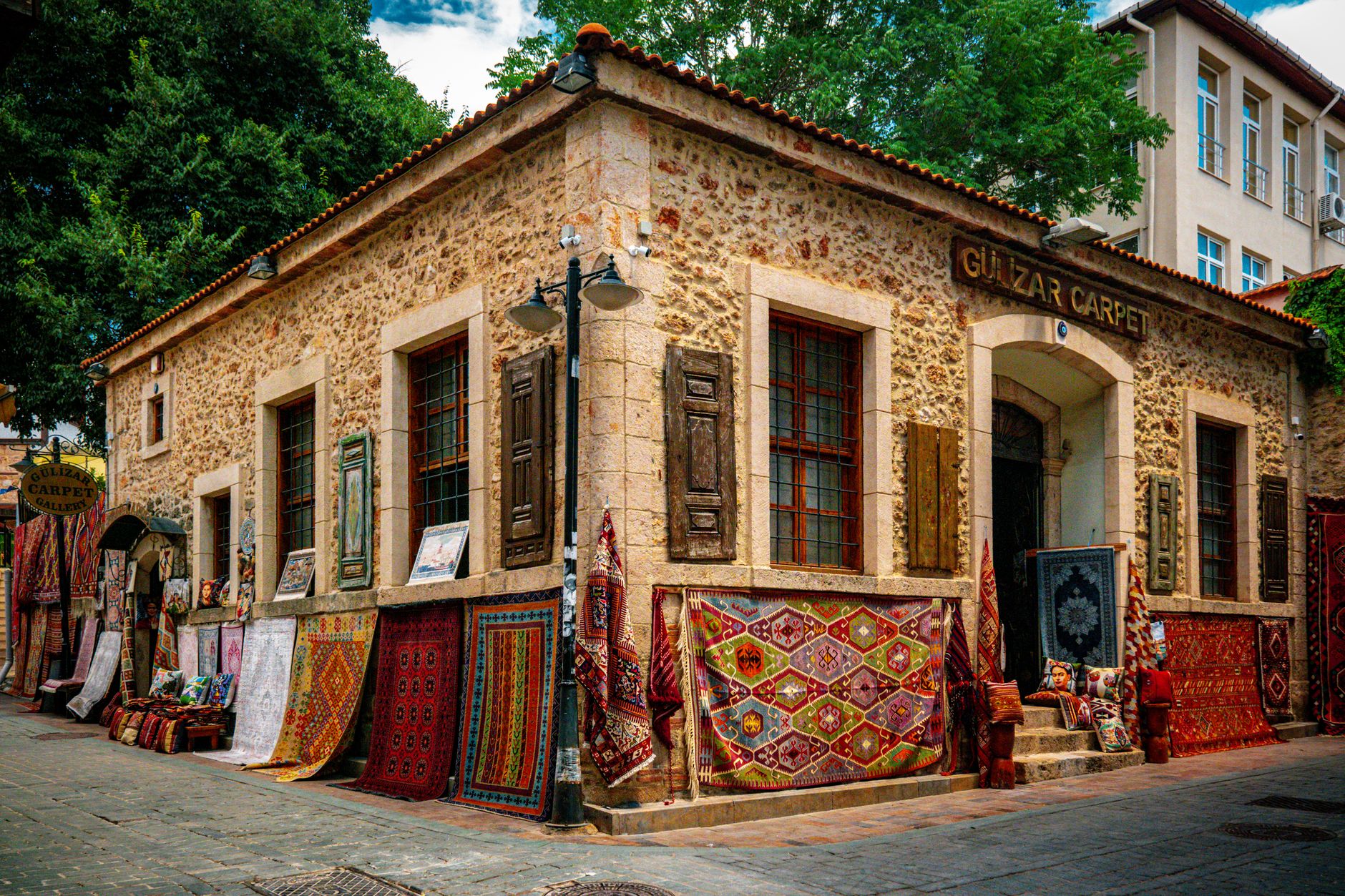 Tanış Erkek Kuaförü Yerel İşletme fotoğrafı 6